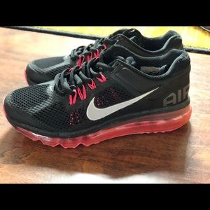 Nike air max womens size 6.5! Barely worn